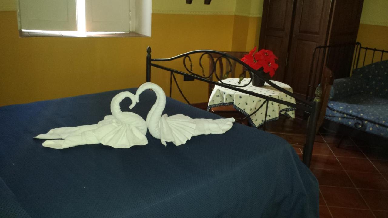 Hotel Pignatelli Napoli Cameră foto